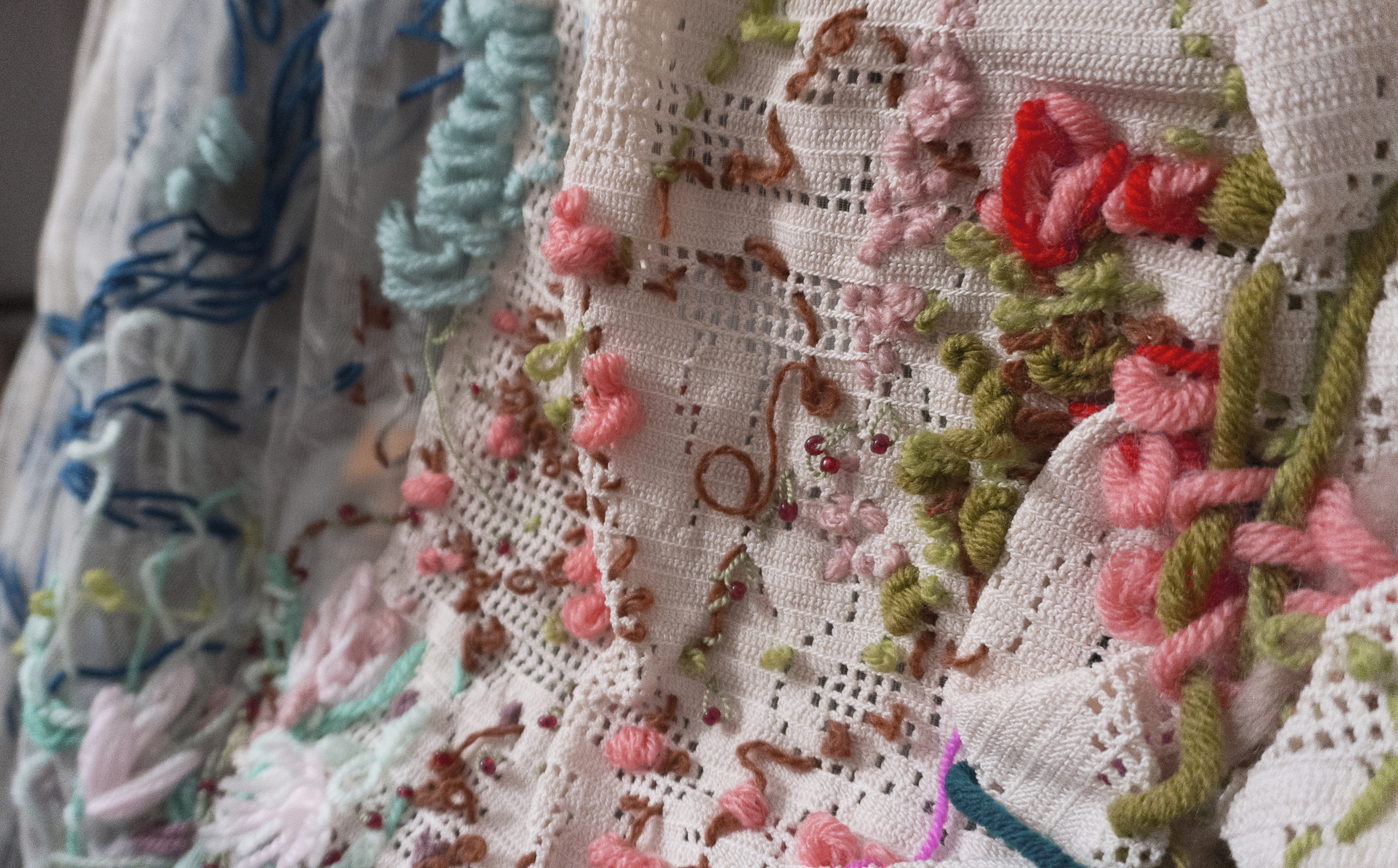 Marina Leonteva — All is Alive 2023, Textile, Installation — Fragment 2